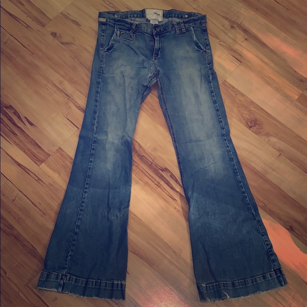 Grass Denim Flare Leg Light Wash Women’s Jeans 30